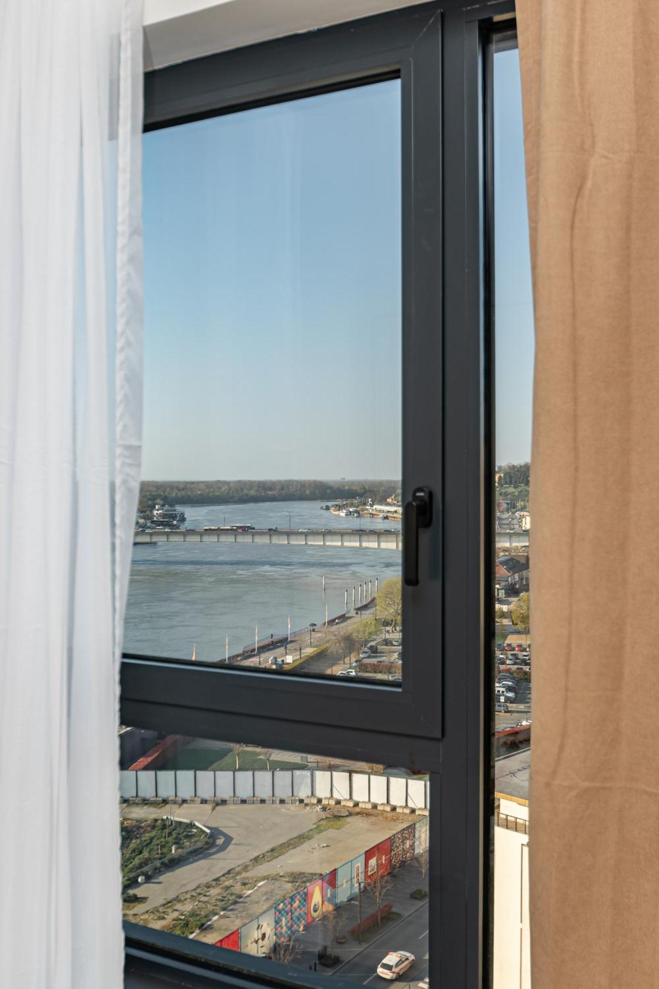 Sinfonia Lux 1205-1 Lägenhet Sajmiste Exteriör bild